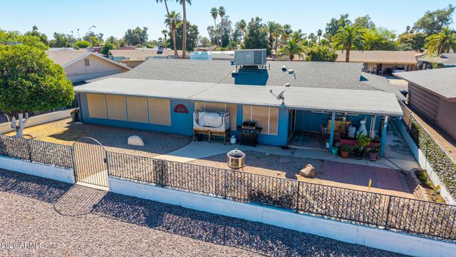 729 S EDGEWATER Drive, Mesa, AZ 85208
