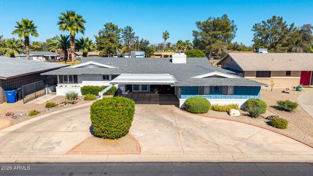 729 S EDGEWATER Drive, Mesa, AZ 85208