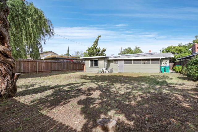 6335 N Pershing Ave, Stockton, CA 95207