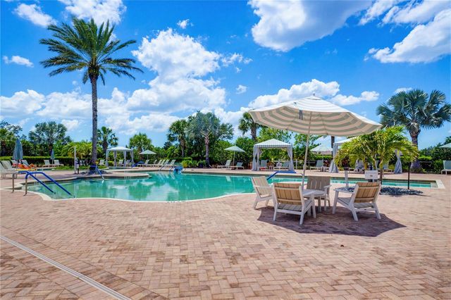 13810 MESSINA LOOP 203, Bradenton, FL 34211