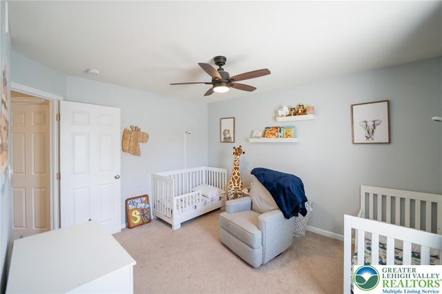 534 Seip Avenue, Nazareth Boro, PA 18064