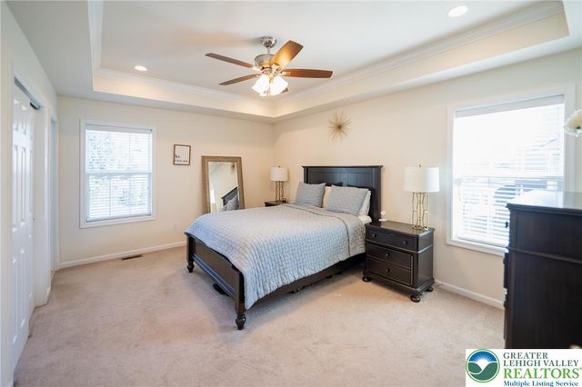 534 Seip Avenue, Nazareth Boro, PA 18064