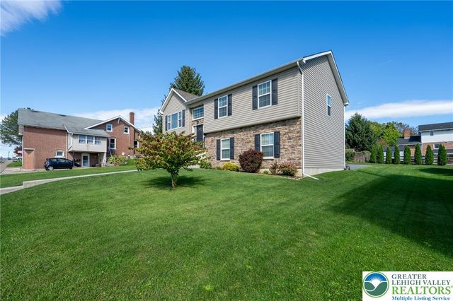534 Seip Avenue, Nazareth Boro, PA 18064