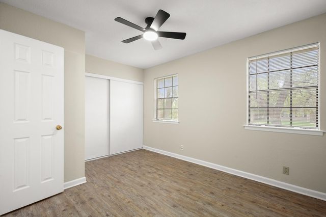 3801 Foust TRL B, Georgetown, TX 78628