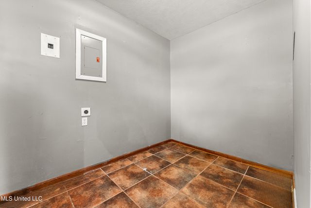 1818 Vaught Circle, Southaven, MS 38671