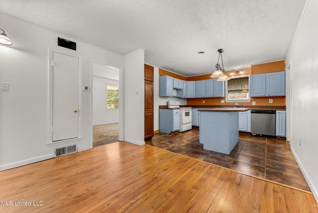 1818 Vaught Circle, Southaven, MS 38671