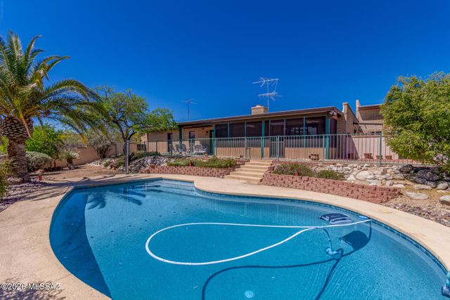 3842 N Calle Hondonada, Tucson, AZ 85750