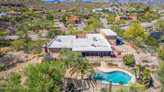 3842 N Calle Hondonada, Tucson, AZ 85750