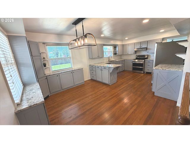 12550 Se 242ND Ave, Damascus, OR 97089