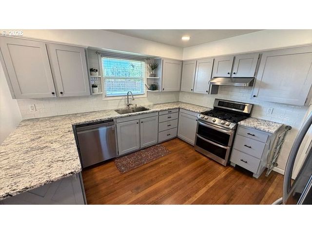 12550 Se 242ND Ave, Damascus, OR 97089