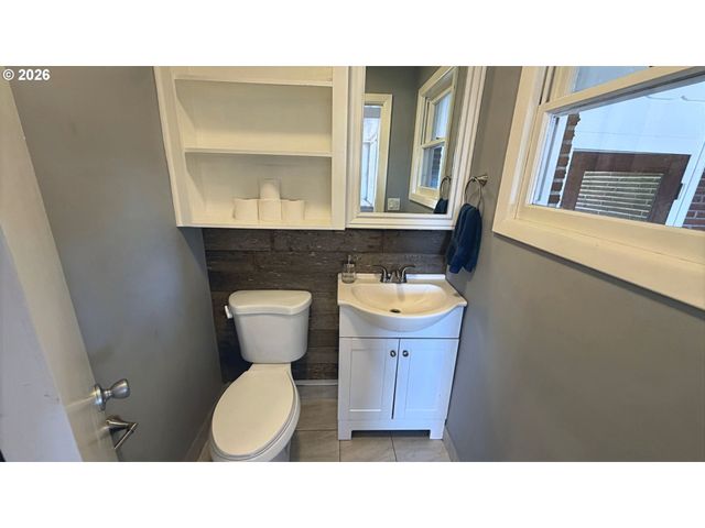 12550 Se 242ND Ave, Damascus, OR 97089