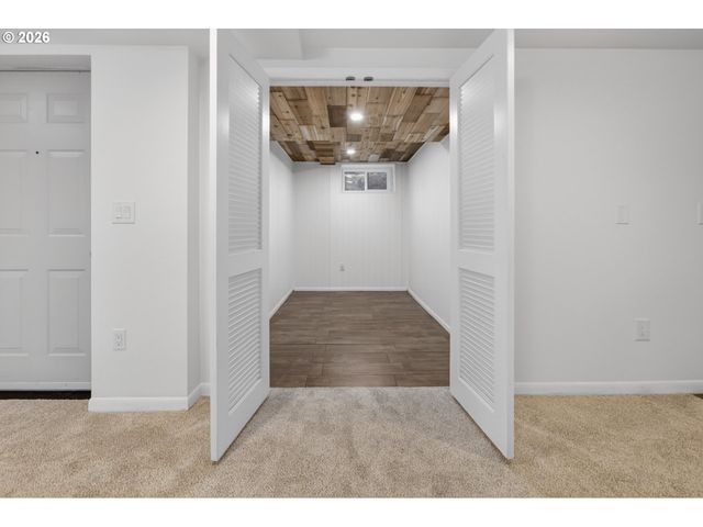 12550 Se 242ND Ave, Damascus, OR 97089