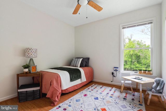225 CEDAR CREEK DR, Harpers Ferry, WV 25425