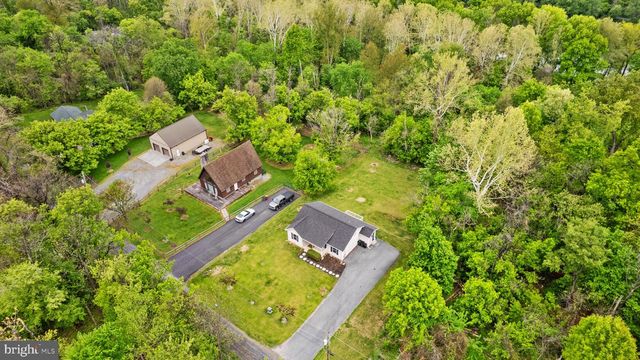 225 CEDAR CREEK DR, Harpers Ferry, WV 25425
