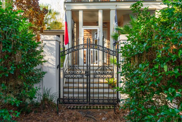 109 Jakes Lane, Mount Pleasant, SC 29464