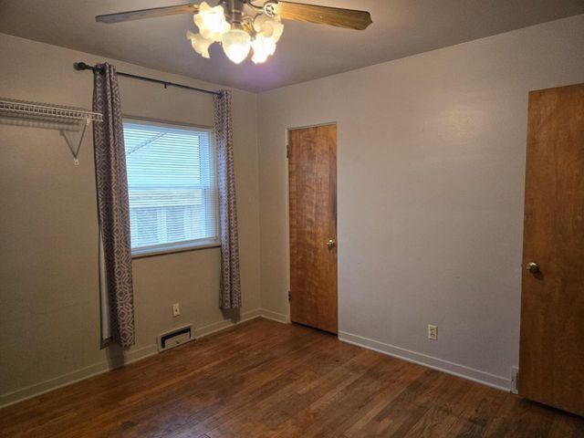 4300 Kinzie AVENUE, Racine, WI 53405