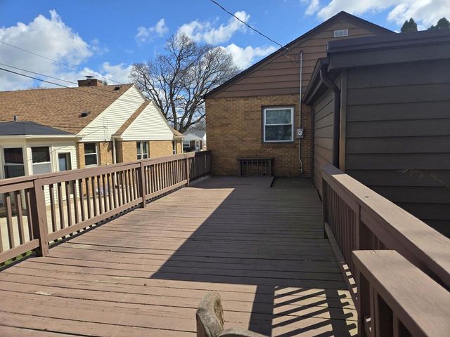 4300 Kinzie AVENUE, Racine, WI 53405