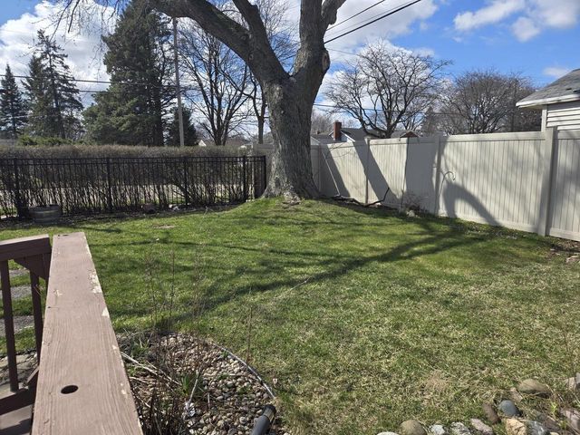 4300 Kinzie AVENUE, Racine, WI 53405