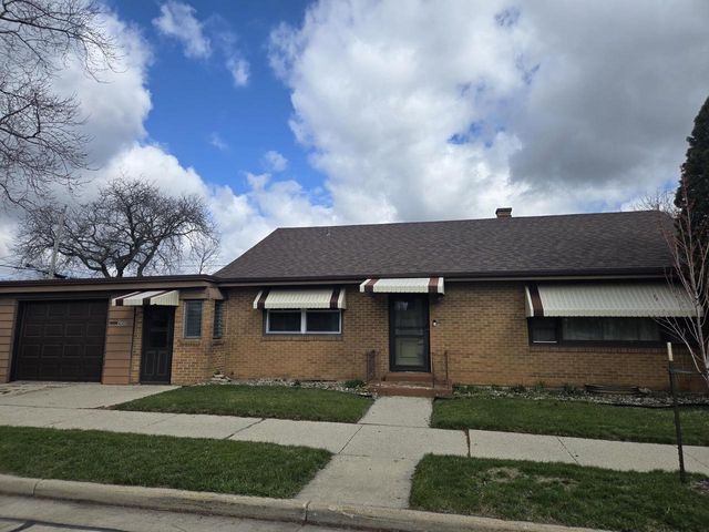 4300 Kinzie AVENUE, Racine, WI 53405