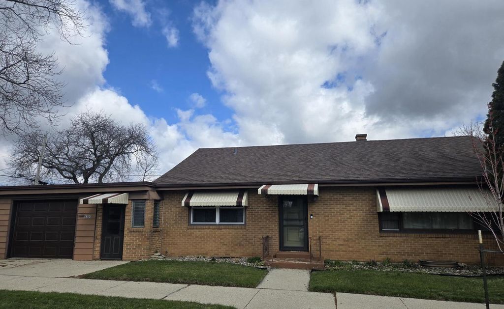 4300 Kinzie AVENUE, Racine, WI 53405