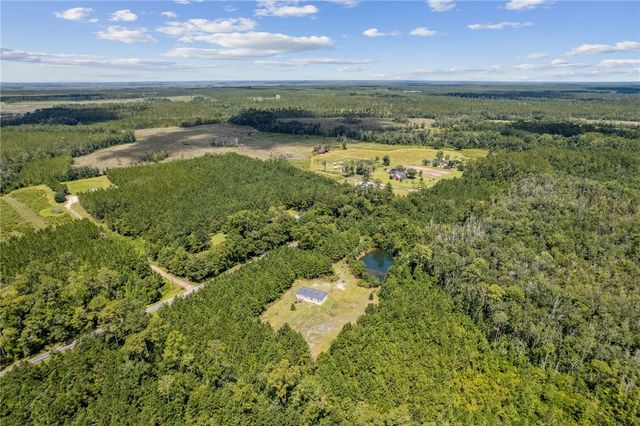 8694 Spanish Creek Road, Folkston, GA 31537
