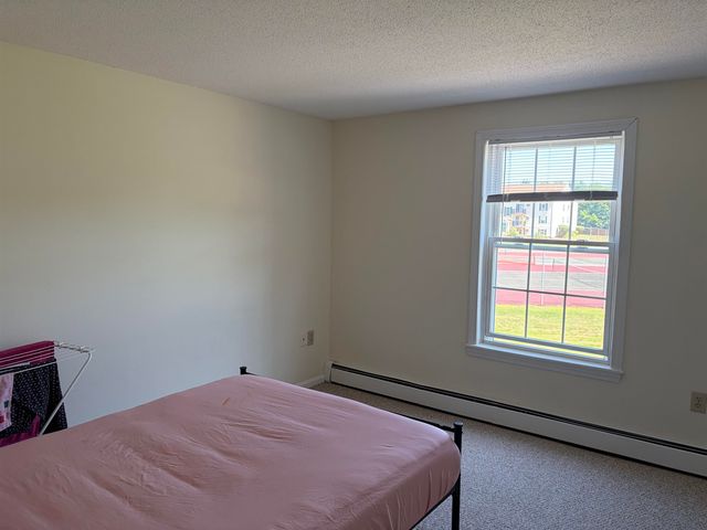 807 White Cedar Boulevard, Portsmouth, NH 03801