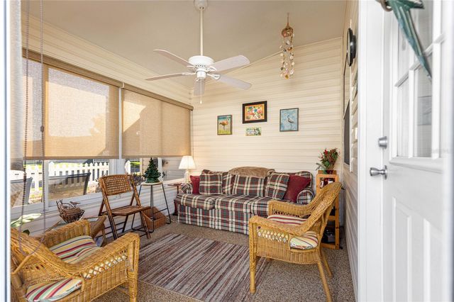 16922 SE 81ST CHARLESFORT AVENUE, The Villages, FL 32162