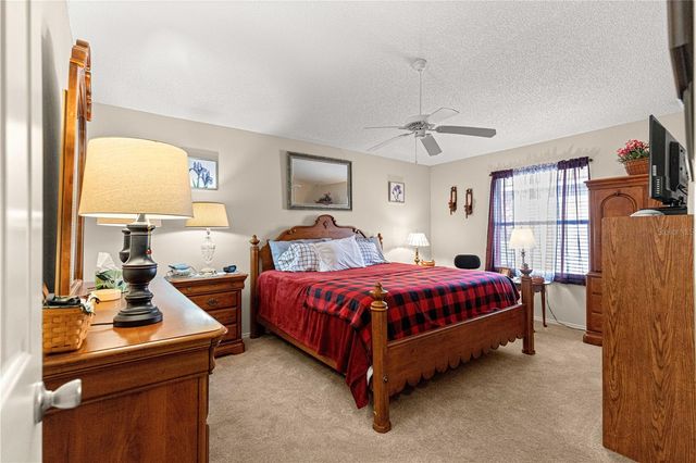 16922 SE 81ST CHARLESFORT AVENUE, The Villages, FL 32162