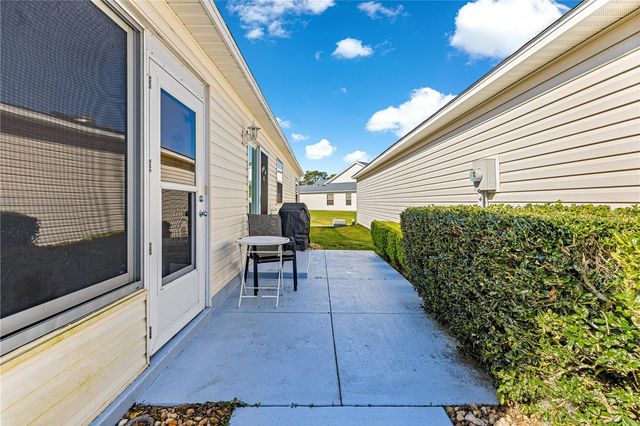 16922 SE 81ST CHARLESFORT AVENUE, The Villages, FL 32162