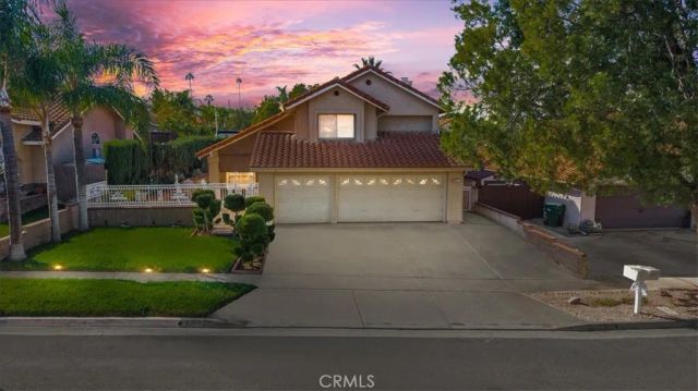 2208 Coachman Circle, Corona, CA 92881