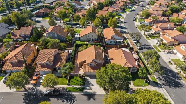 2208 Coachman Circle, Corona, CA 92881