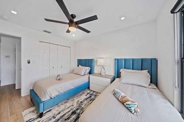 1878 Lynton Circle, Wellington, FL 33414