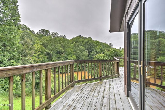 172 Harris Hollow Road, Rogersville, TN 37857