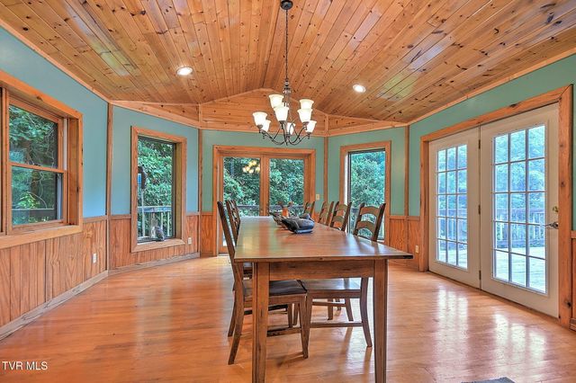 172 Harris Hollow Road, Rogersville, TN 37857
