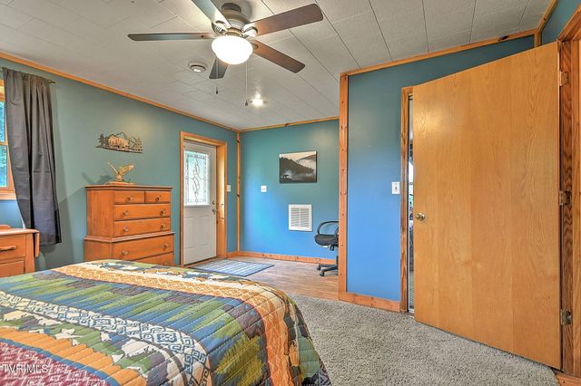 172 Harris Hollow Road, Rogersville, TN 37857
