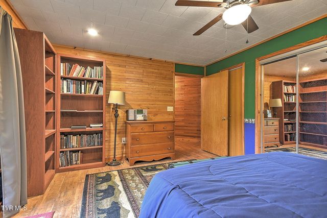 172 Harris Hollow Road, Rogersville, TN 37857