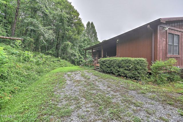 172 Harris Hollow Road, Rogersville, TN 37857
