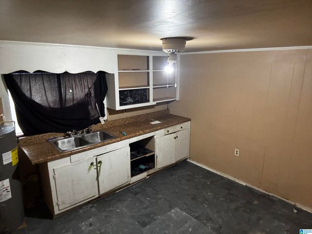 1029 13TH STREET N, Bessemer, AL 35020