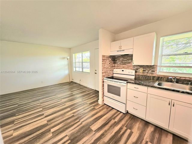 5180 NE 6th Ave 621, Oakland Park, FL 33334
