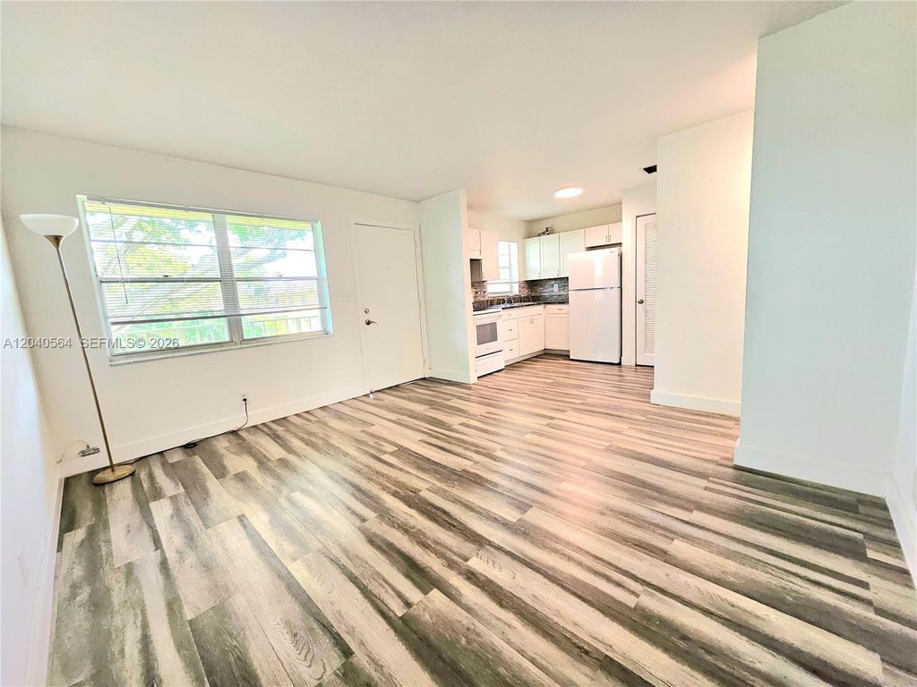 5180 NE 6th Ave 621, Oakland Park, FL 33334