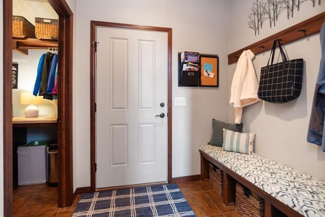 1121 HERNE BAY WAY, Green Bay, WI 54313