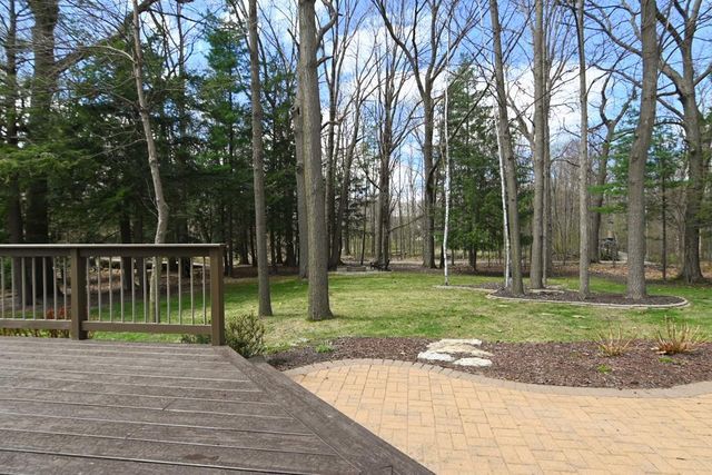 1121 HERNE BAY WAY, Green Bay, WI 54313