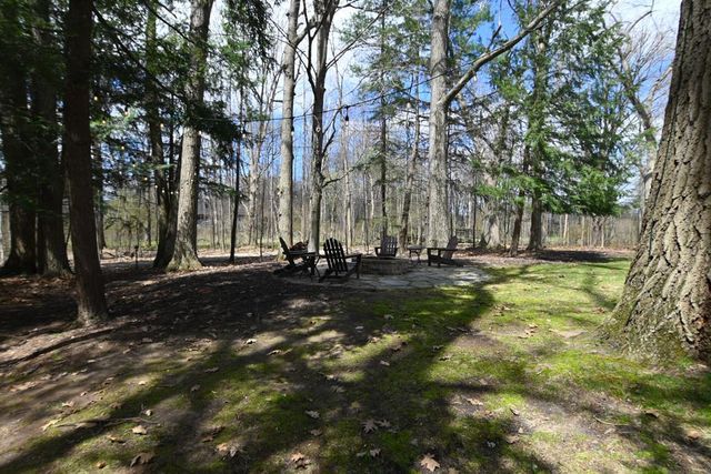 1121 HERNE BAY WAY, Green Bay, WI 54313