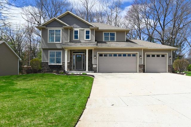 1121 HERNE BAY WAY, Green Bay, WI 54313