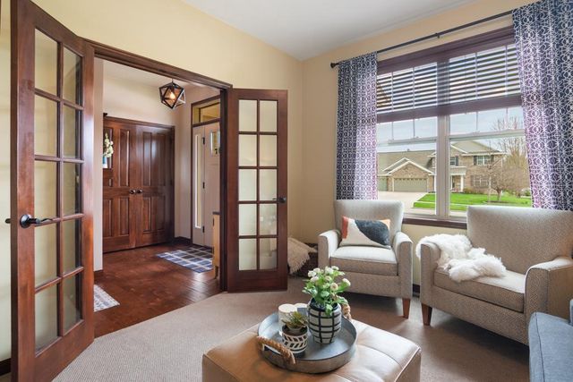 1121 HERNE BAY WAY, Green Bay, WI 54313
