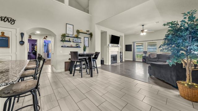 429 Joseph Lane, Crowley, TX 76036