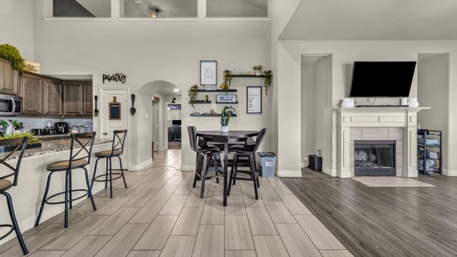 429 Joseph Lane, Crowley, TX 76036