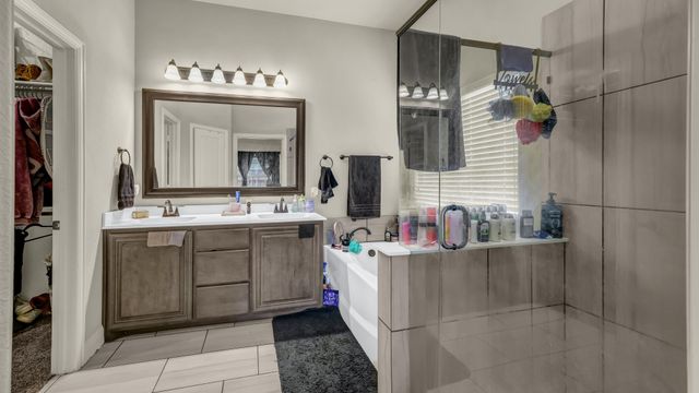 429 Joseph Lane, Crowley, TX 76036