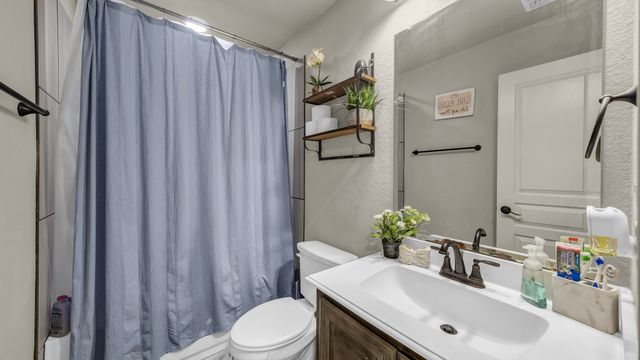 429 Joseph Lane, Crowley, TX 76036