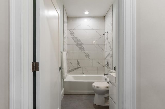 301 Saratoga Street 1, Boston, MA 02128